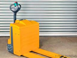 Jungheinrich EJE 118. - Service Neu - nur 2287 Std-Batterie 90%