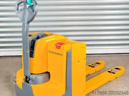 Jungheinrich EJE 118. - Service Neu - nur 2287 Std-Batterie 90%