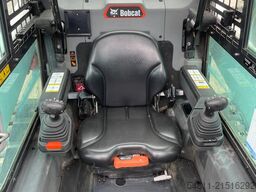 Bobcat T76