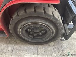 Toyota 02-7 FG 40