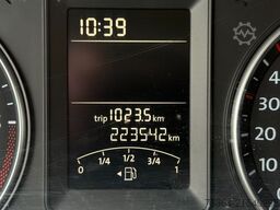 VOLKSWAGEN T5 Kombi Lang 2.0 Tdi BlueMotion 9 Sitze DSG