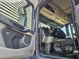 Scania R520 V8 6x4 / RETARDER / HYDRAULIC / FULL AIR.