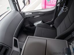 Mercedes-Benz Atego 1224 L Curtains LBW, AHK, LED Standh.