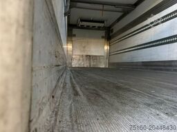 MERCEDES-BENZ ANTOS 2540 L Kühlkoffer 8,2 m LBW 2 T+Anhänger