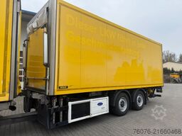 MERCEDES-BENZ 2540 LL 6x2/4 Kühlkoffer 8.2m LBW 2,5t  Carrier