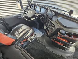 Volvo FH 16 750 / 8x4 / 245.000 kg / RETARDER /