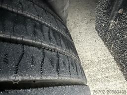 Krone Curtainsider Mega