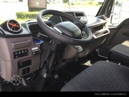 FUSO eCanter 9C18e EWERS Getränkekoffer Schwenkwand