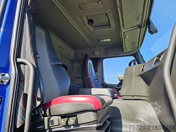 VOLVO FM 330 SLEEPERCAB NL-TRUCK