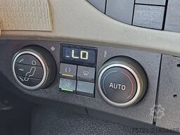 VOLVO FM 330 SLEEPERCAB NL-TRUCK