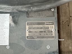 STÄUBLI Roboter CS8C-RX90