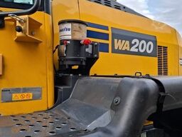 KOMATSU WA200 * WENIG BELASTET * TOP * NEUE REIFEN