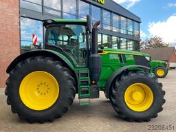 John Deere 6R250