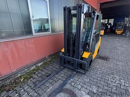 Jungheinrich TFG 425S