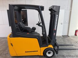 Jungheinrich EFG 220 / 4298 Std. / AKKU NEU