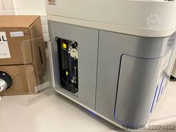 Invitrogen AttuneNxT