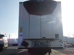 SCHMITZ CARGOBULL SKO 24/L FP 45 Multitemp/Doppelst./LBW 3to./Lift