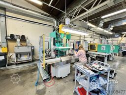 Arburg 275 V 250-70 Schiebetisch