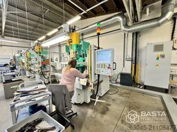 Arburg 275 V 250-70 Schiebetisch