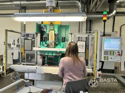 Arburg 275 V 250-70 Schiebetisch