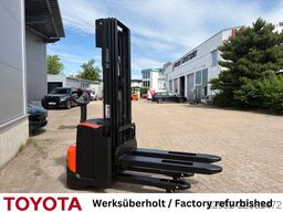 Toyota SWE 140 L / Akku neu!