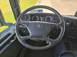 SCANIA P280 6x2*4