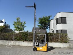 Jungheinrich EFG 215 - Triplex - Baujahr 2022