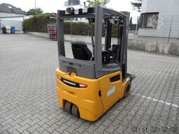 Jungheinrich EFG 216k - neue Batterie - Triplex