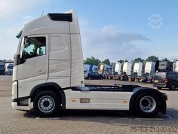 Volvo FH 13.500 Globetrotter XL 4x2 - NEW- I parkcool...
