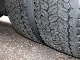 DAF LF 210 + EURO 6 + LIFT