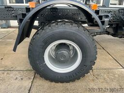 Mercedes-Benz Arocs 1736 AK 4x4 Chassis Cabin