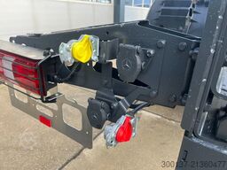 Mercedes-Benz Arocs 1736 AK 4x4 Chassis Cabin