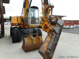 Liebherr A310B