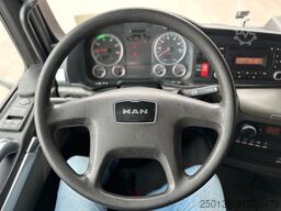 MAN TGM 12.250 4x2 BL Curtainsider