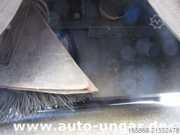 Hako Jonas 1100 Ersatzteilträger Kubota Diese