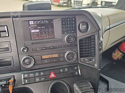 MERCEDES-BENZ ACTROS 1843