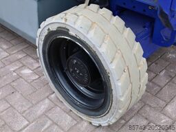 JLG 3369LE Electric, 12m Working Height, 450kg Capacit