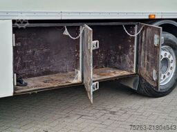 DAF XF 440 SuperSpaceCab 6x2*4 - 2 deck Closed Live...