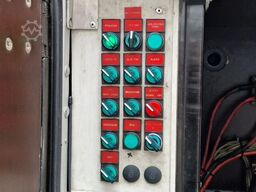 DAF XF 440 SuperSpaceCab 6x2*4 - 2 deck Closed Live...