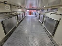 DAF XF 440 SuperSpaceCab 6x2*4 - 2 deck Closed Live...