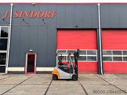 Still RX 20-20 2000kg TIPLO / Sideshift