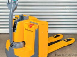 Jungheinrich EJE 220 - Service Neu  - 4.323 Std.- Batterie 80%