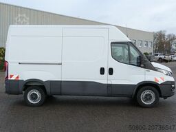 IVECO 35S16 Daily 4x2, 104tkm, Würth Regale, AHK, Navi