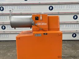 OLIVER & BATLLE HM-15