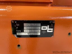 OLIVER & BATLLE HM-15