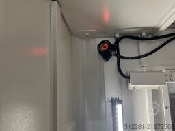MIKRON VCE 1200 PRO