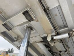 RENAULT C520 10x4 2S Kipper