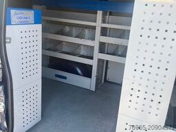 MERCEDES-BENZ Vito 114 LANG TEMPOMAT 2-SITZER WERKZEUGSCHRÄNKE