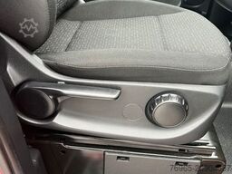 MERCEDES-BENZ Vito 110 LANG 6G KLIMA TEMPOMAT 2-SITZE SCHRÄNKE