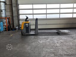 Jungheinrich ECE 225